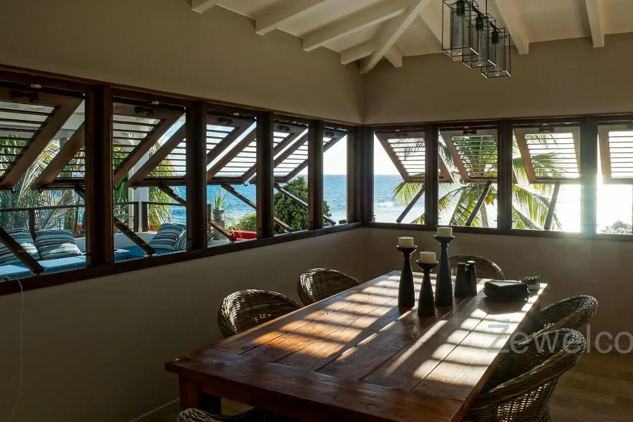 Villa Sea Front Saint-Francois